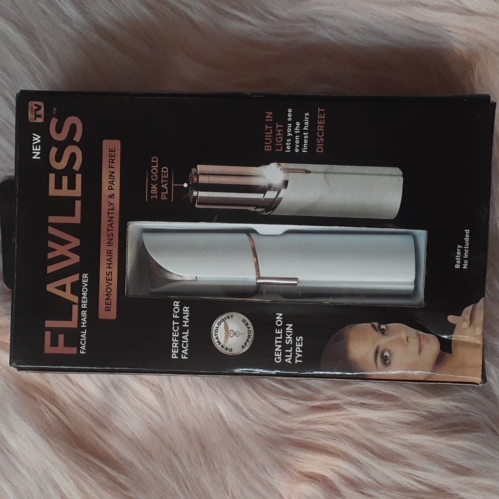 AS SEEN ON TV!! Brand New Flawless Facial Hair Remover